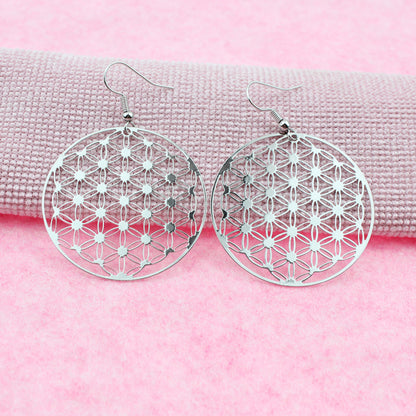 Boucles d’oreilles Fleur de Vie finition argentée